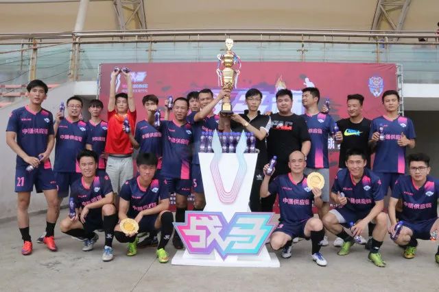 马尚沃特斯合砍42分 广东力克浙江开季两连胜